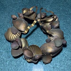 Bronze Seashell Holiday Wreath
